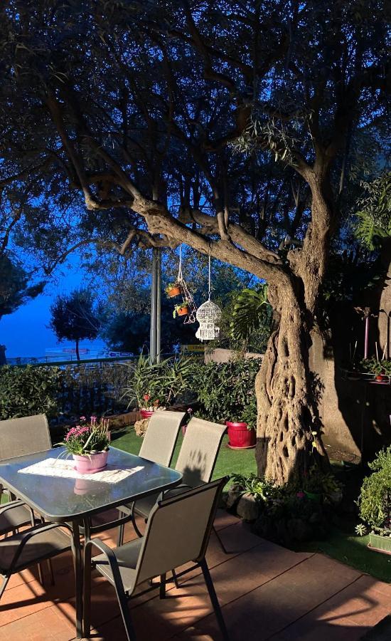 Villa Centaurea Apartment With Private Parking Taormina Buitenkant foto