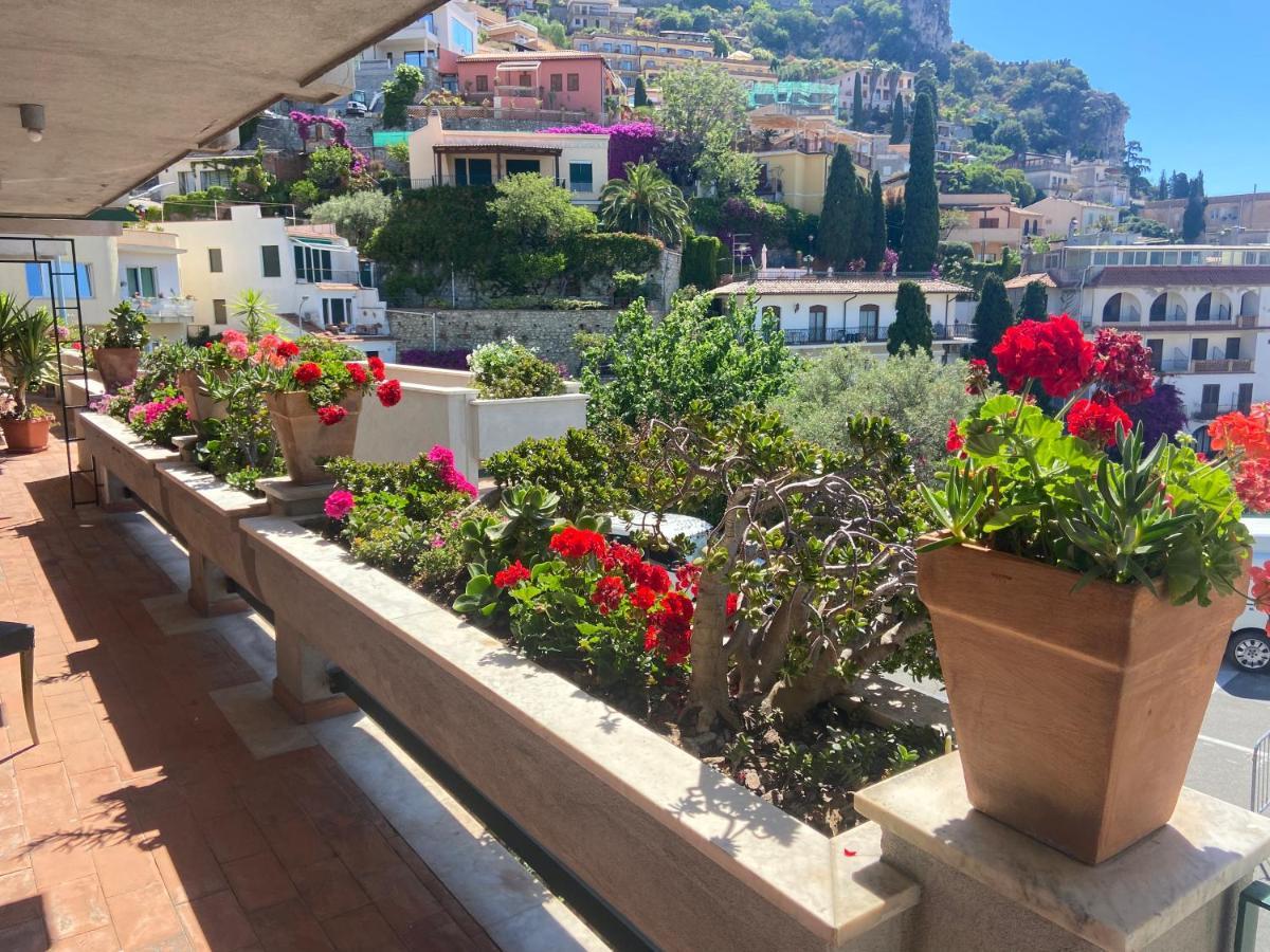 Villa Centaurea Apartment With Private Parking Taormina Buitenkant foto